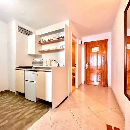 Studio With Breakfast Included And Heated Pool Apartamento