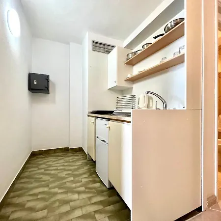 Studio With Breakfast Included And Heated Pool